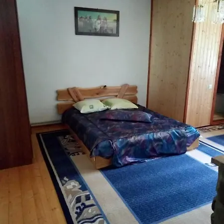 Alloggio in famiglia едельвейс *